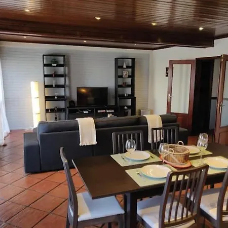 Guestready - Charming Accents Near The Beach * Sesimbra