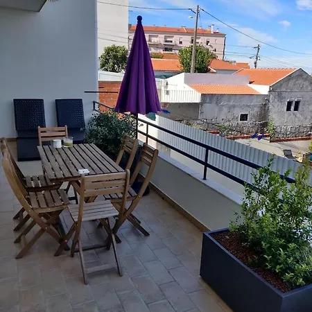 Guestready - Charming Accents Near The Beach * Sesimbra
